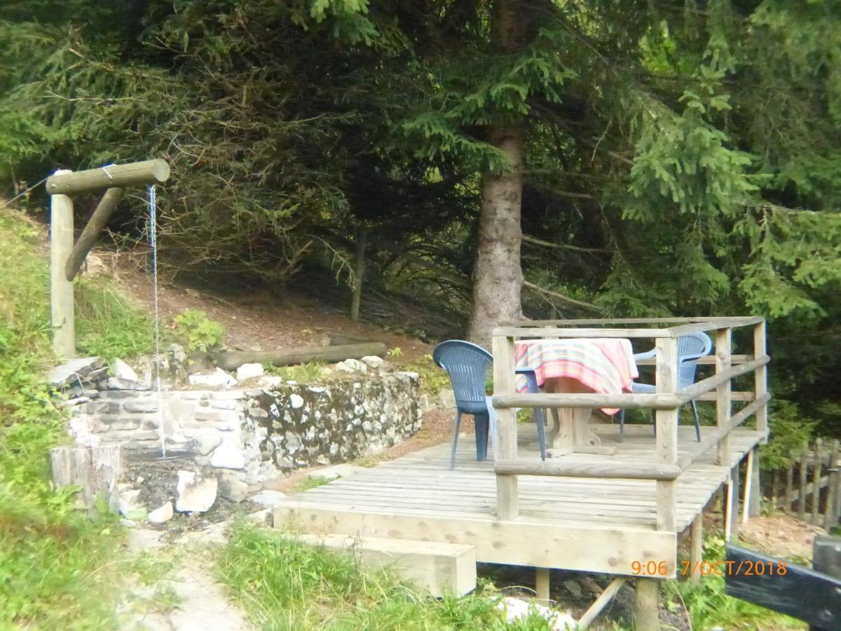 Charming Chalet With Panoramic View And Private Parking In Gruyere Gruyeres Kültér fotó